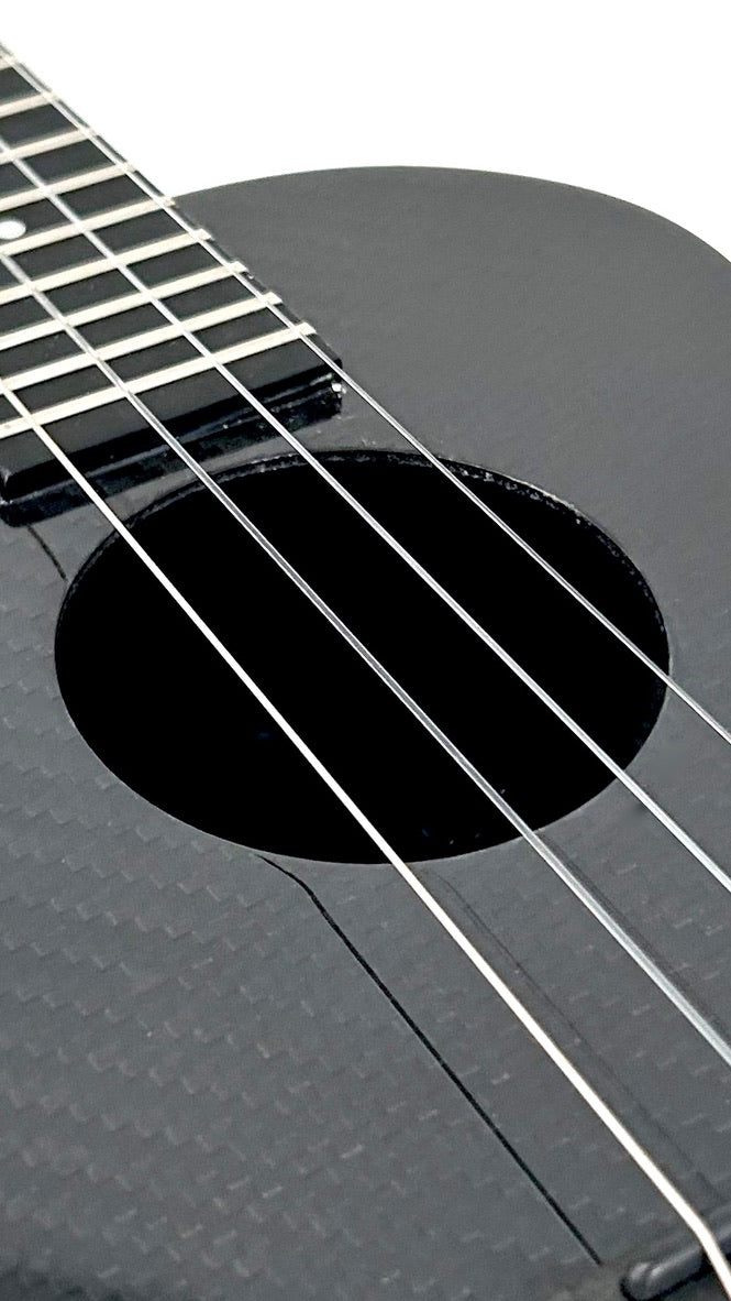 KLOS Concert Full Carbon mit Pickup und Soundport