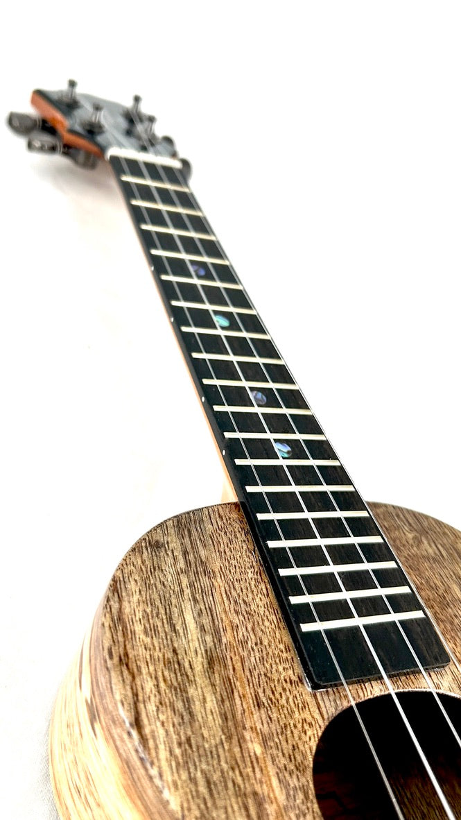 KoAloha KCM-00 Mango Concert gloss #21