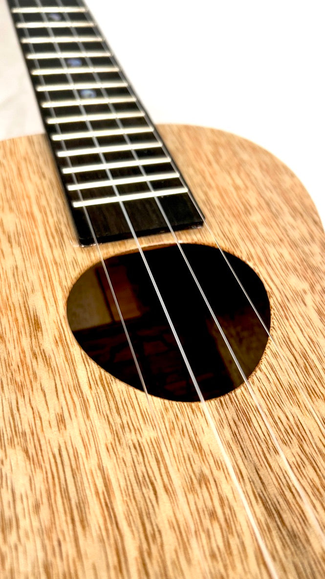 KoAloha KCM-00 Mango Concert gloss #22