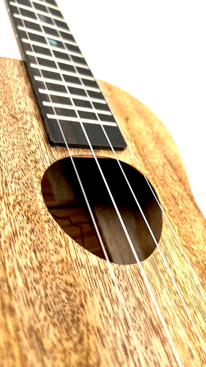 KoAloha KCM-00 Mango Concert gloss #23