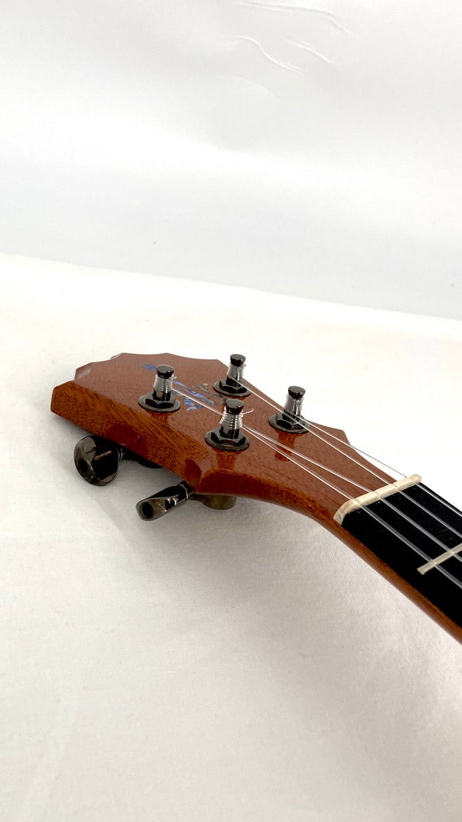 KoAloha KCM-02 Concert Longneck gloss #11