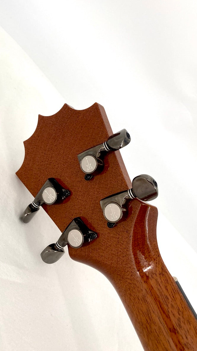 KoAloha KCM-02 Concert Longneck gloss #11