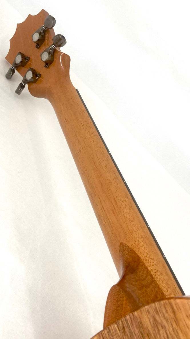 KoAloha KCM-02 Concert Longneck gloss #14