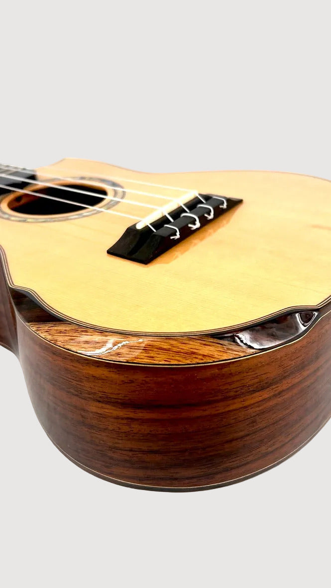 MAESTRO UT-IR (S) Tenor Cutaway