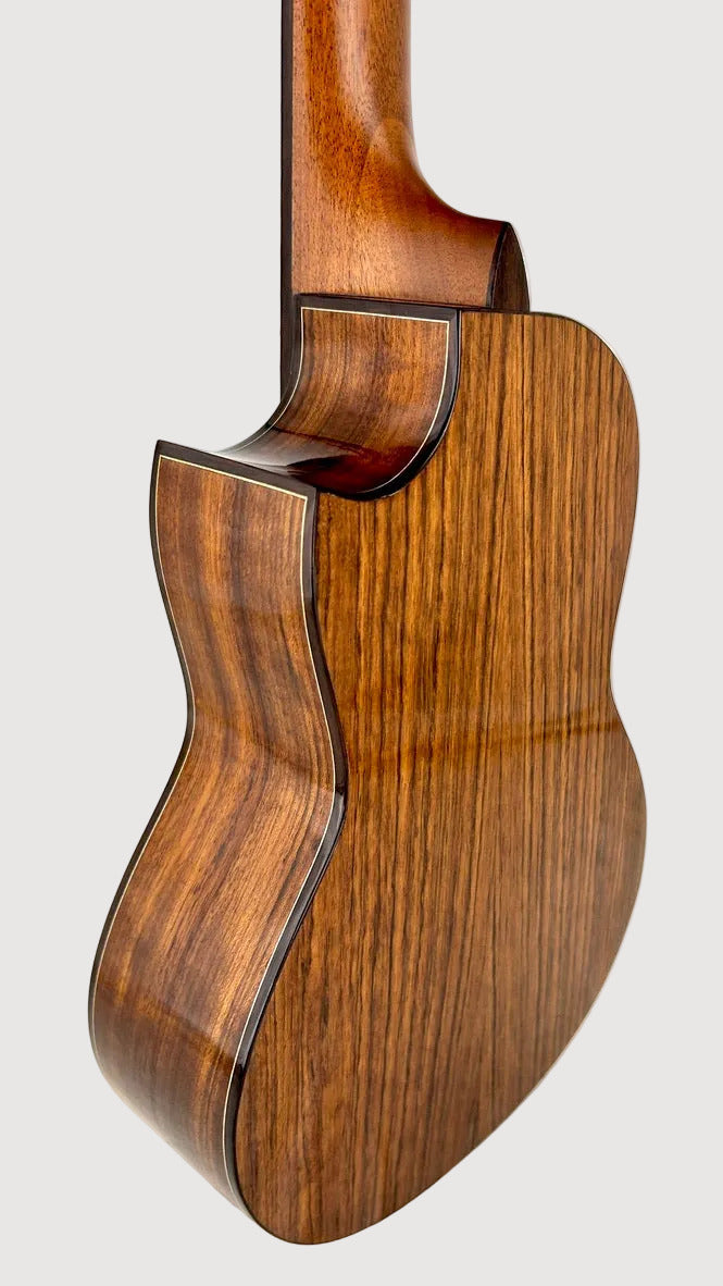 MAESTRO UT-OV SB Tenor Cutaway