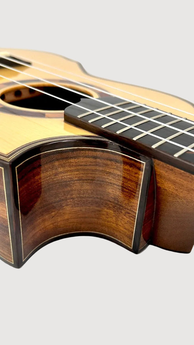 MAESTRO UT-OV SB Tenor Cutaway