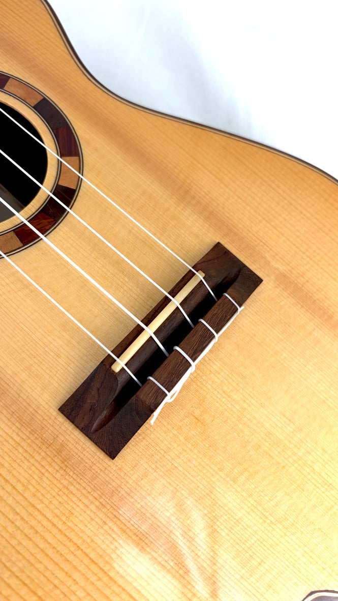 MAESTRO UT-OV SB Tenor