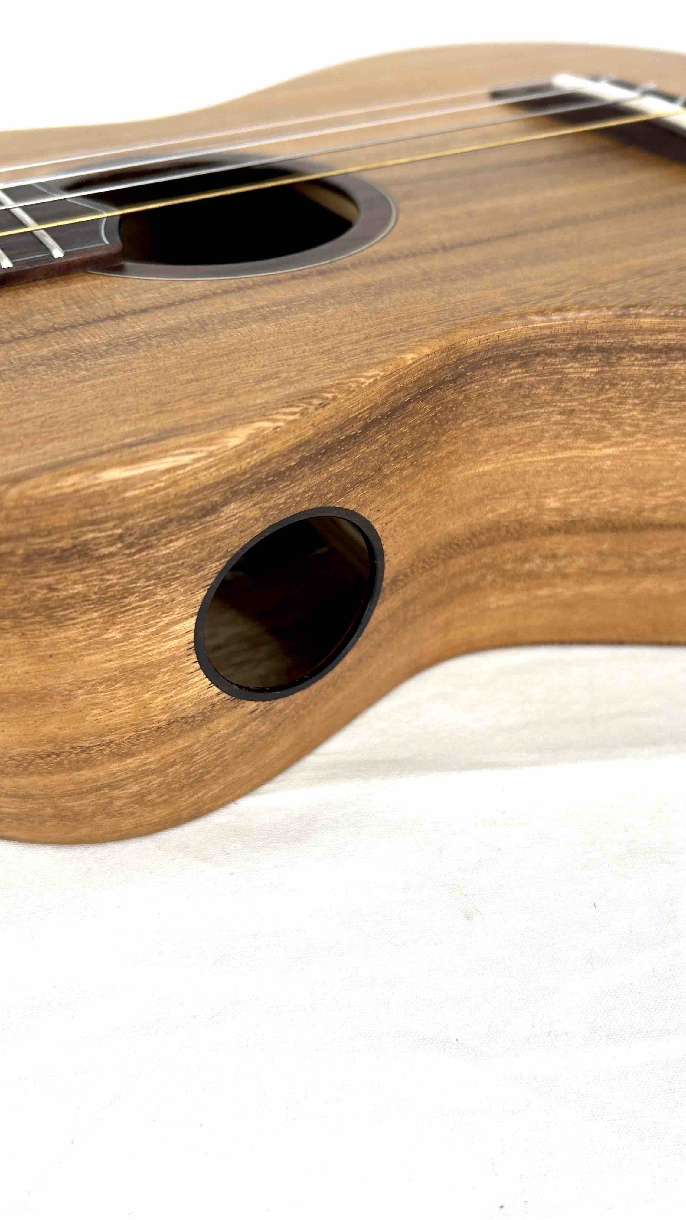 'Oli Bariton Acacia satin (L1-BA-S)