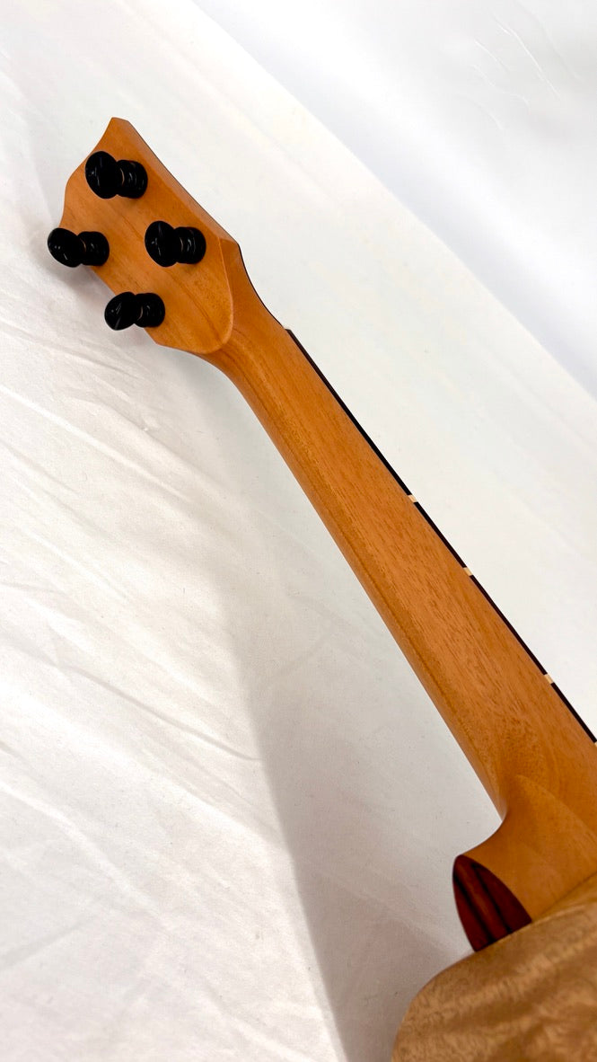 'Oli L1 Tenor Mango Pineapple gloss (L1 TPMG)