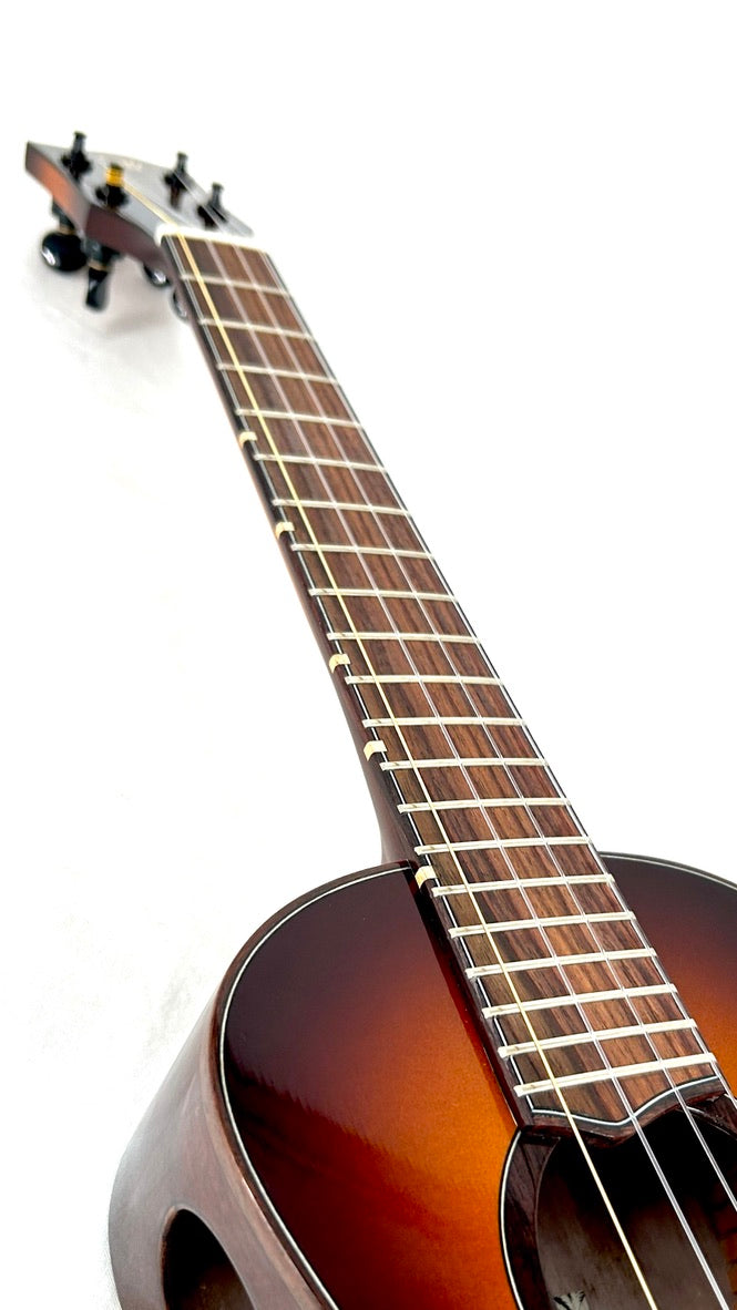 'Oli L1 Tenor Spruce Waru Vintage Burst gloss (L1-SP-TSWA-VB)