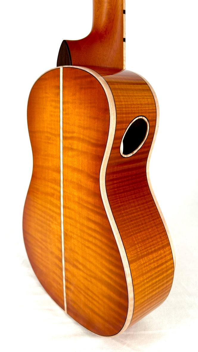 'Oli L2 Concert Spruce Flamed Maple gloss sunburst (L2-CSFM-SB)