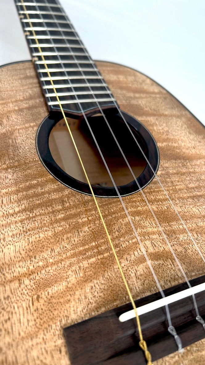 'Oli L2 Tenor Mango Pineapple gloss (L2 TPMG)