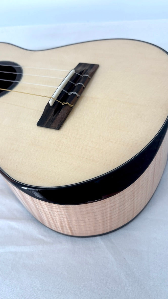 'Oli L2 Tenor Spruce Flamed Maple gloss (L2-TSFM)
