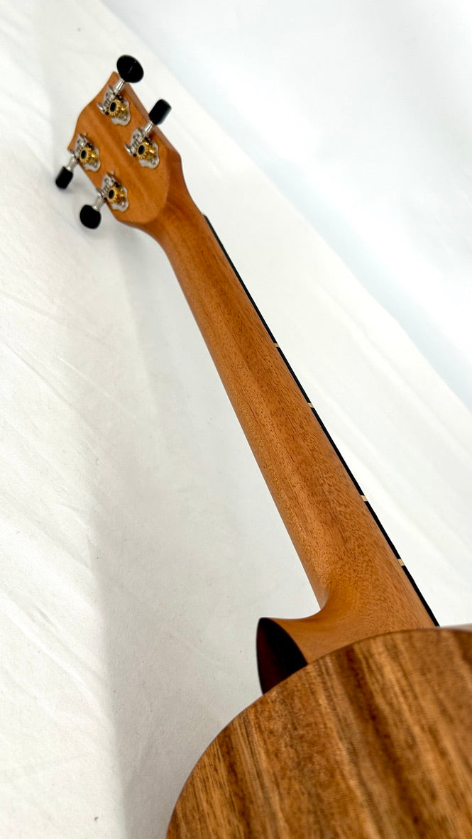 'Oli L Bariton Acacia satin (L-BA-S)