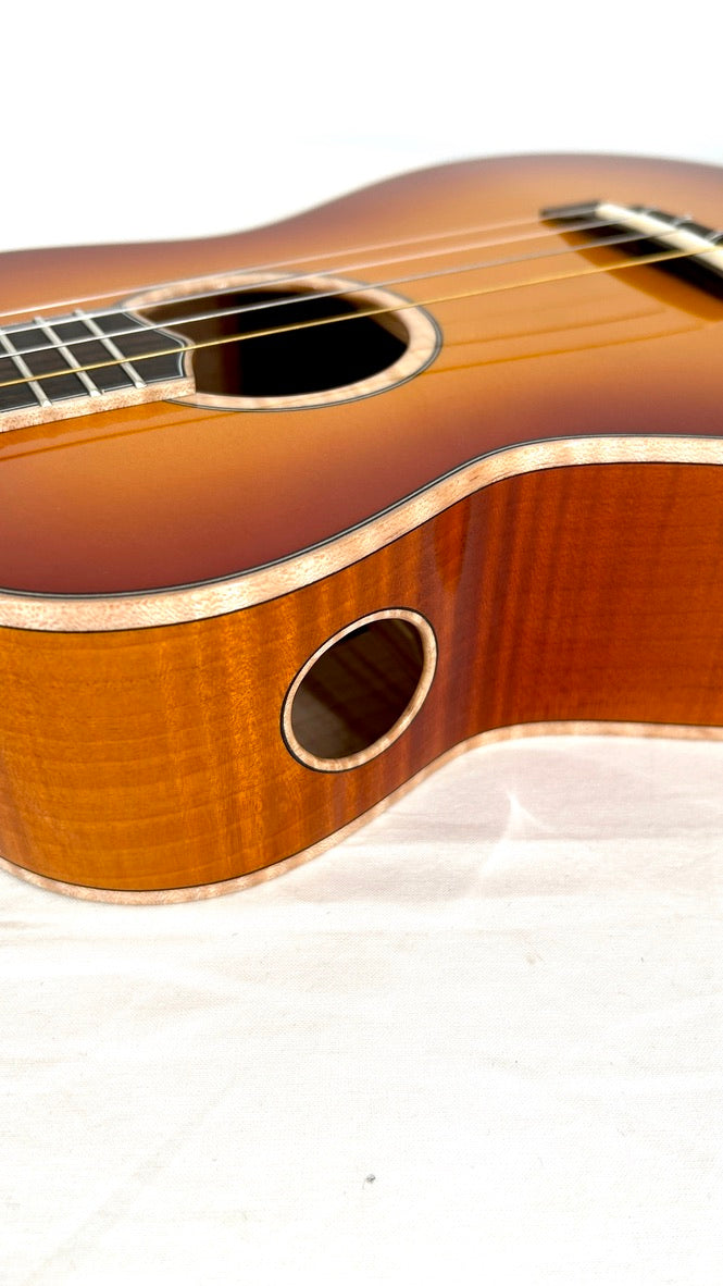 'Oli L2 Bariton Spruce Flamed Maple sunburst gloss (L2 BSFM-SB)