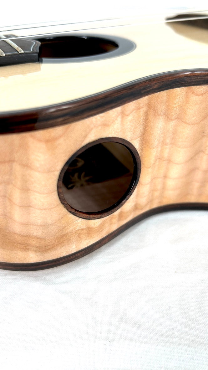 'Oli L2 Concert Spruce Flamed Maple gloss (L2-CSFM)