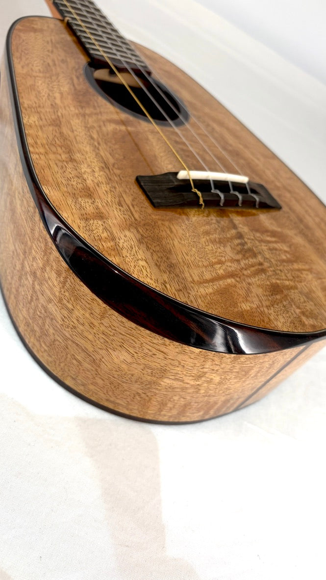 'Oli L2 Tenor Mango Pineapple gloss (L2 TPMG)