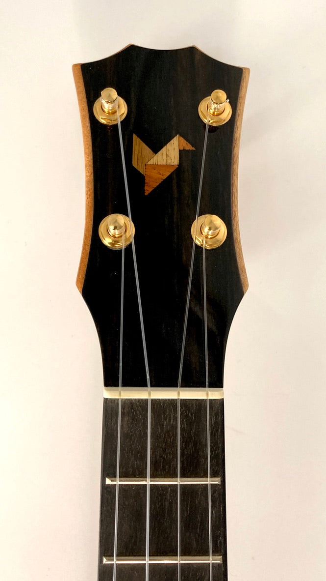 Rebel Creme brulee Concert Longneck gloss #12