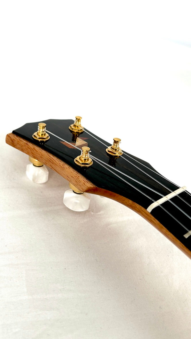 Rebel Double Creme Concert gloss #65