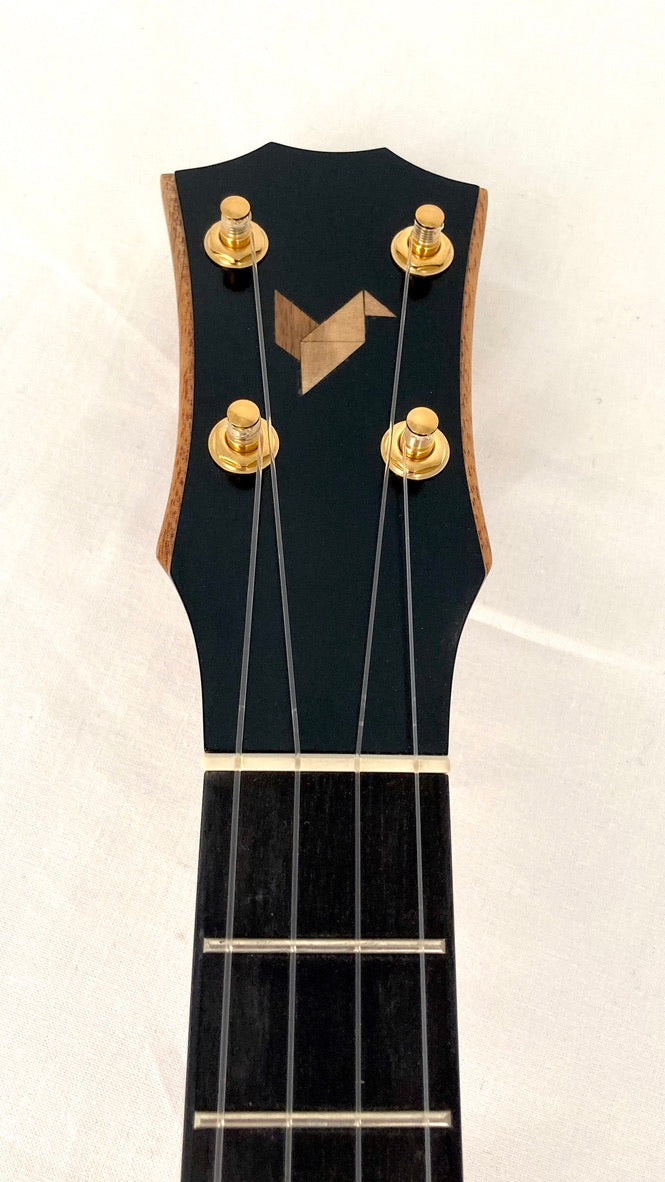 Rebel Double Creme Tenor matt #40