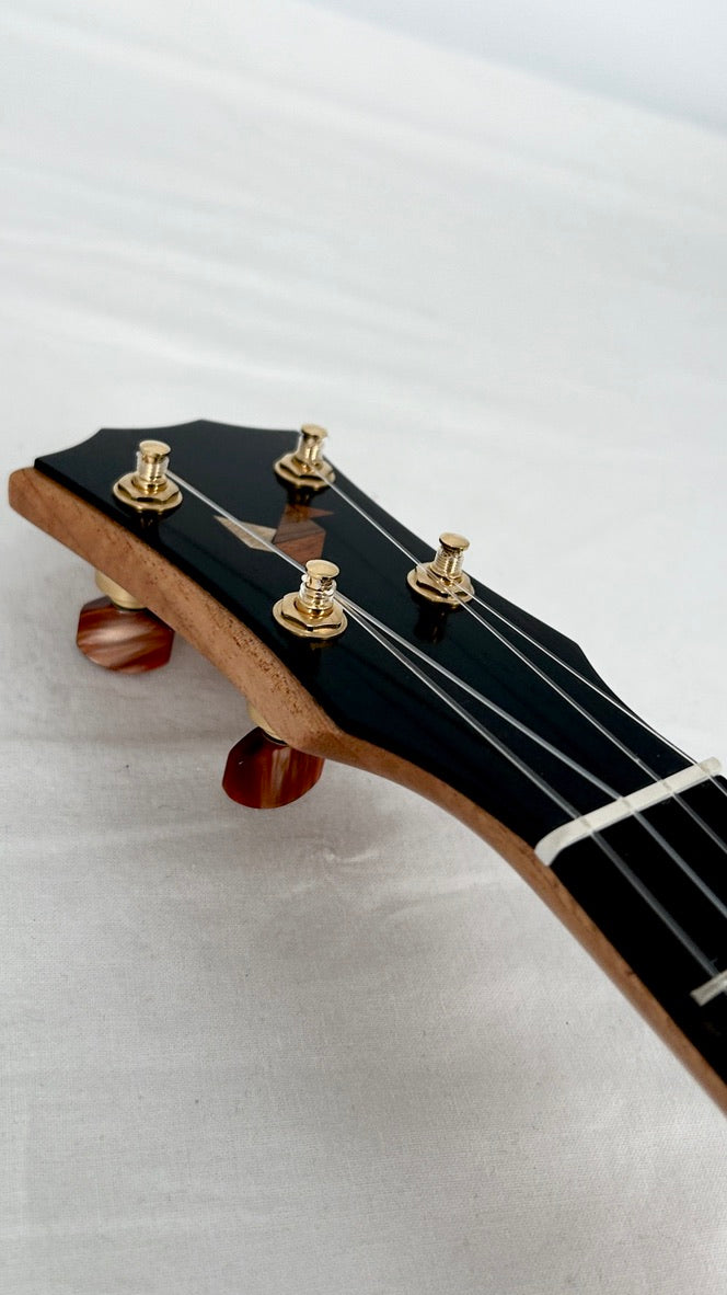 Rebel Double Creme Tenor matt #46