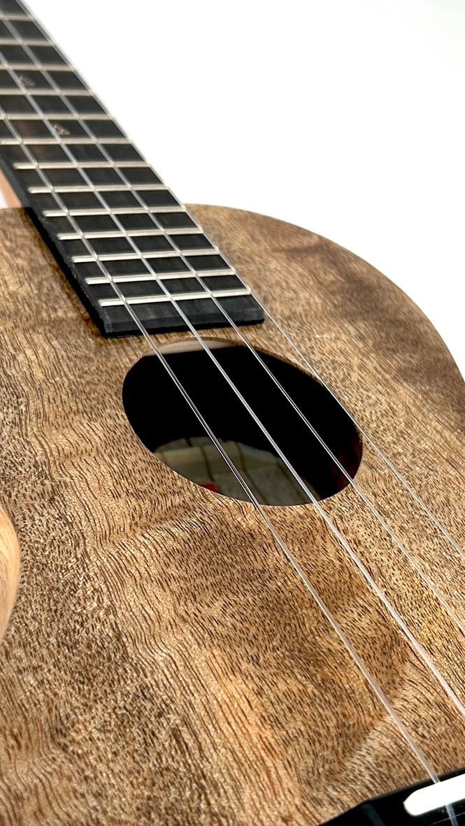 Rebel Double Creme Tenor matt #47