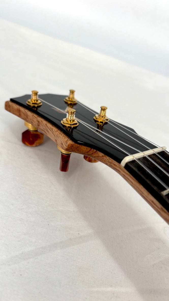 Rebel Pineapple Tenor Acacia mit Soundport