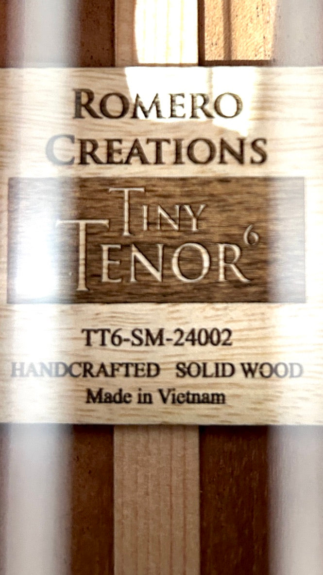 Romero Creations Tiny Tenor Guitarlele