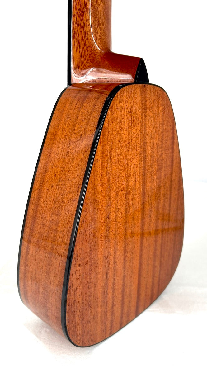 Romero Creations Tiny Tenor Guitarlele