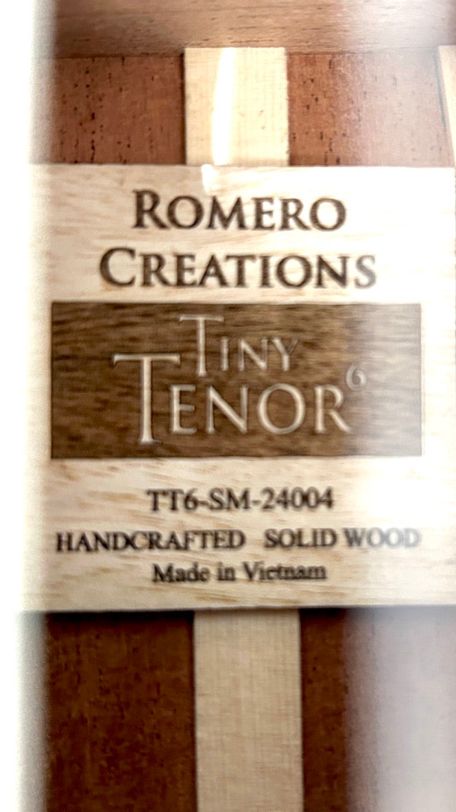 Romero Creations Tiny Tenor Guitarlele