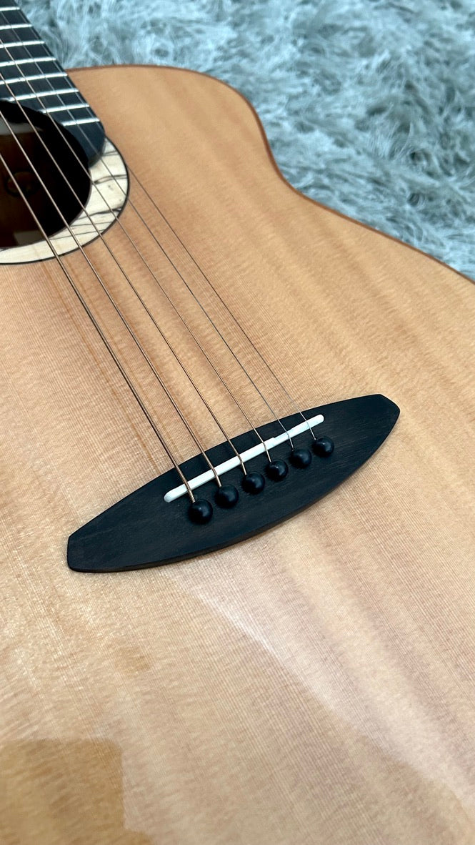 aNueNue M100 Travel Guitar