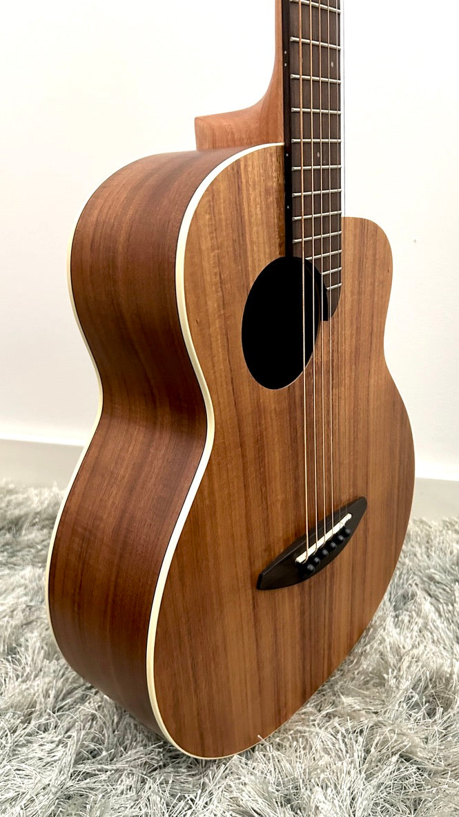 aNueNue M3 Travel Guitar