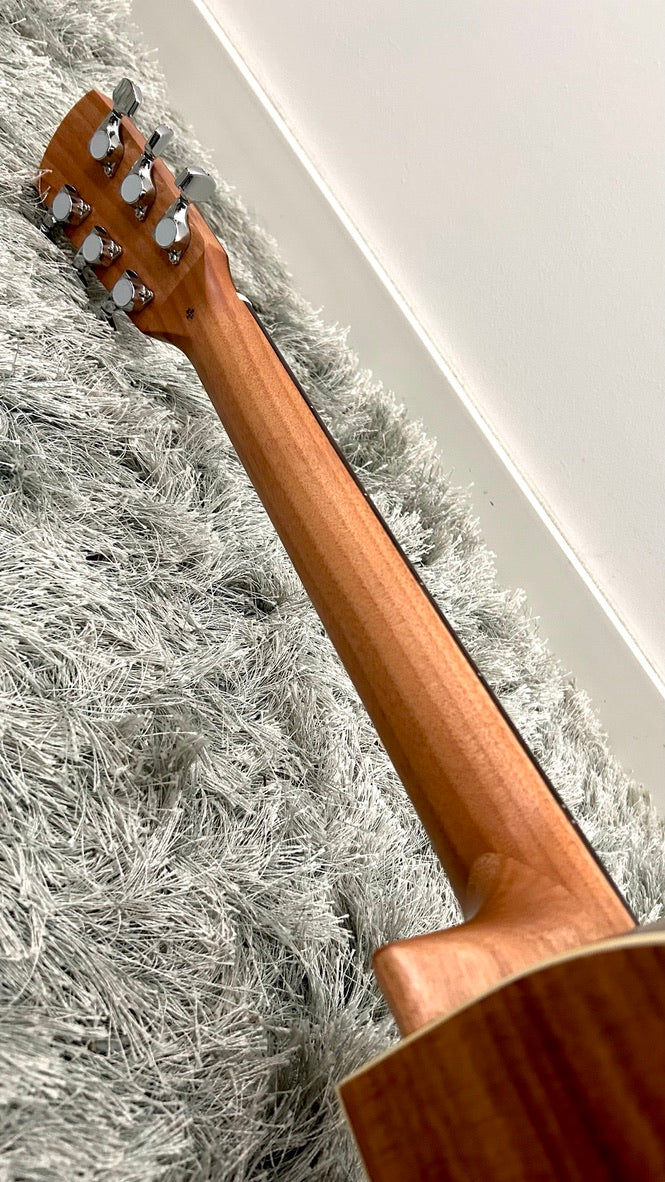 aNueNue M3 Travel Guitar