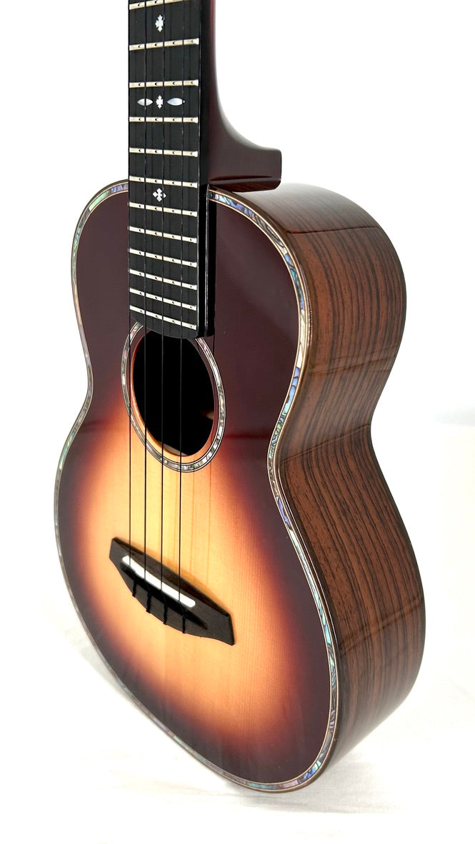 aNueNue Singer RT5R Cherry Sunburst