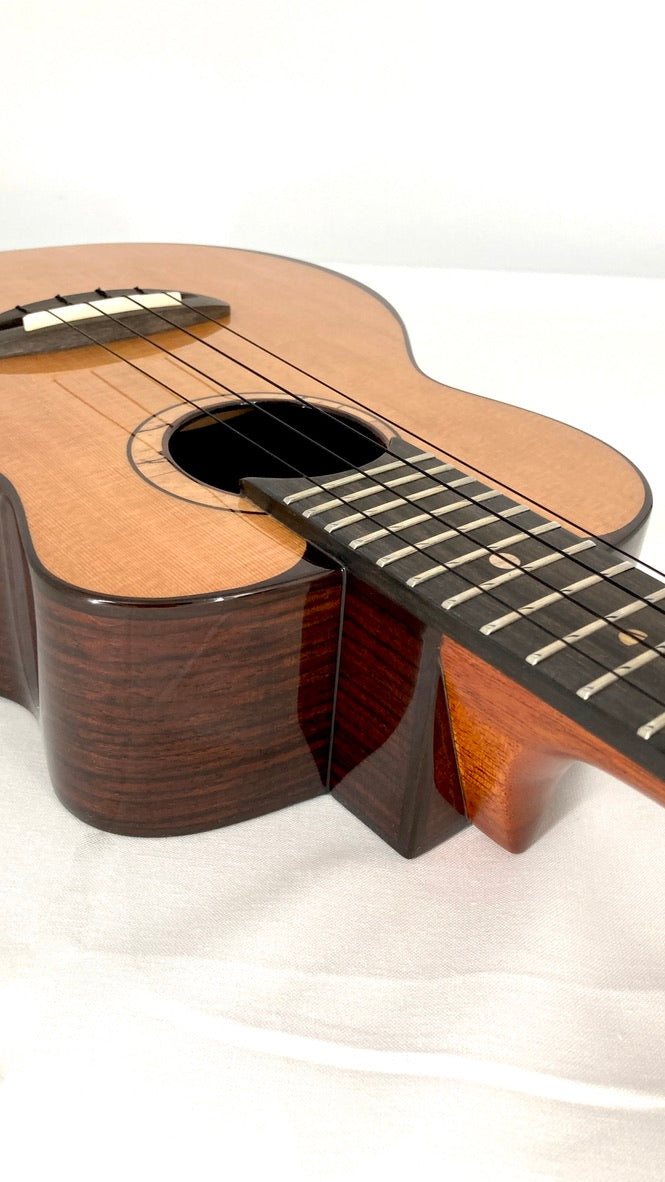 aNueNue UC214 Cedarbird Concert