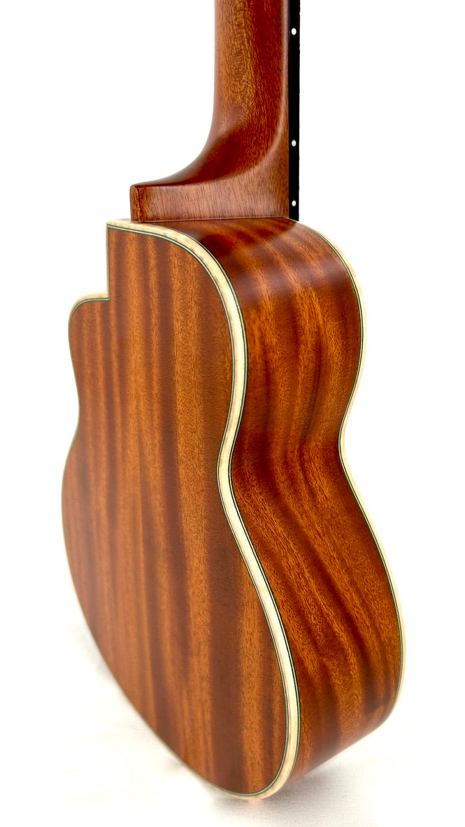 aNueNue US110 Green Bird Sopran