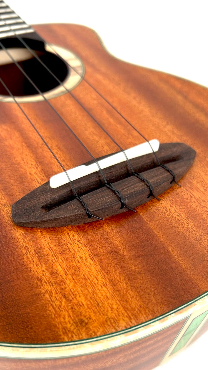 aNueNue US110 Green Bird Sopran