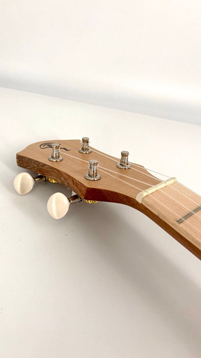 aNueNue UT-10 LC Tenor