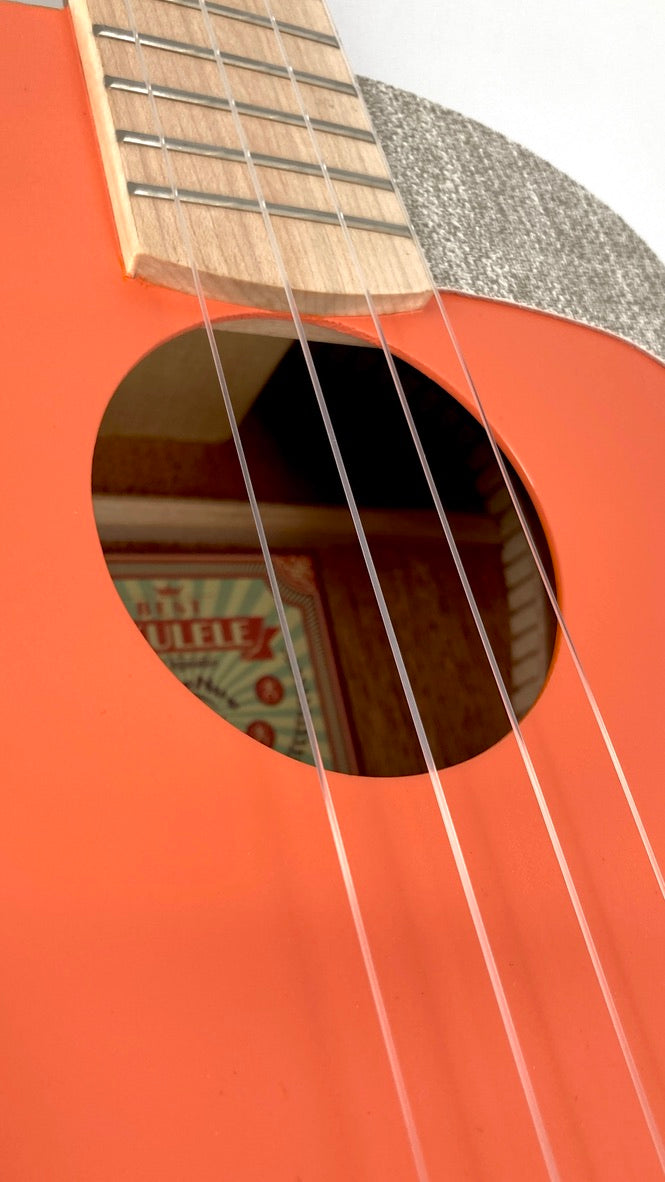 aNueNue UT-10 LC Tenor