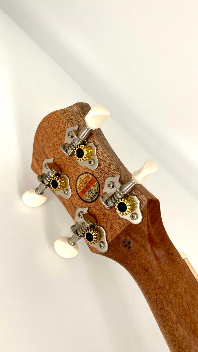 aNueNue UT-10 LC Tenor