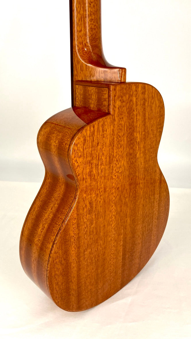 aNueNue UT100 Sitka Bird Tenor