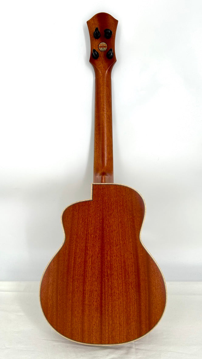 aNueNue UT110 Green Bird Tenor