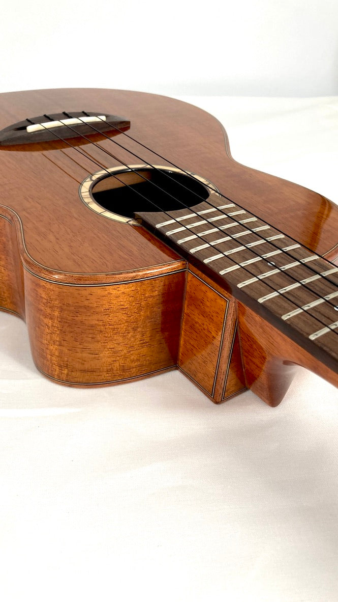 aNueNue UT1K Bird Tenor