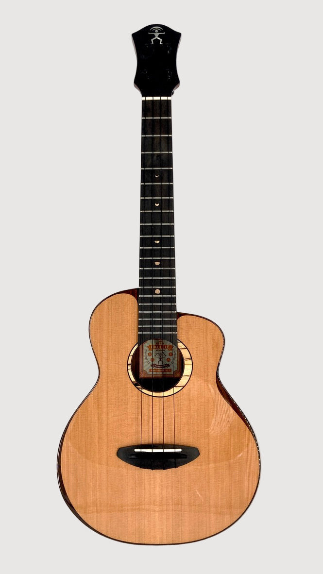 aNueNue UT214 Cedarbird Tenor