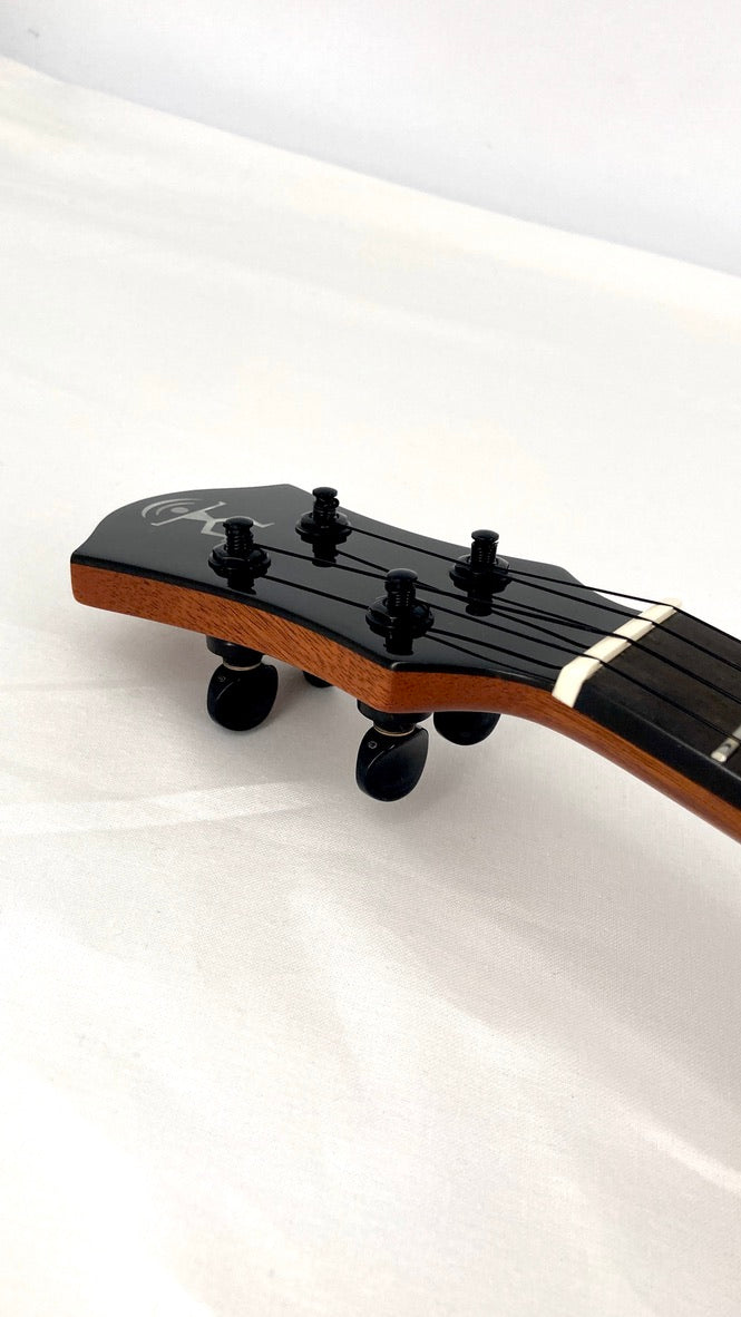 aNueNue UT214 Cedarbird Tenor