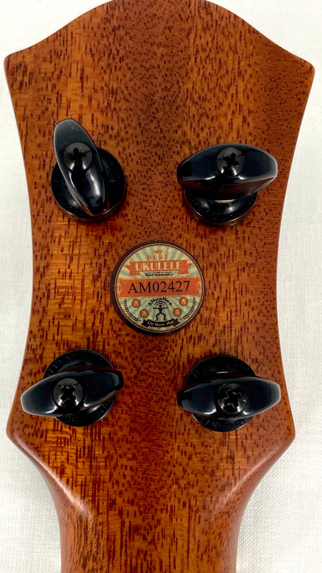 aNueNue UT214 Cedarbird Tenor