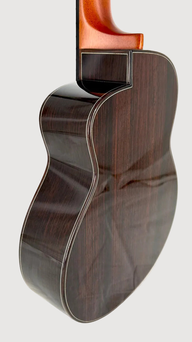 aNueNue UT330 Blue Bird Tenor
