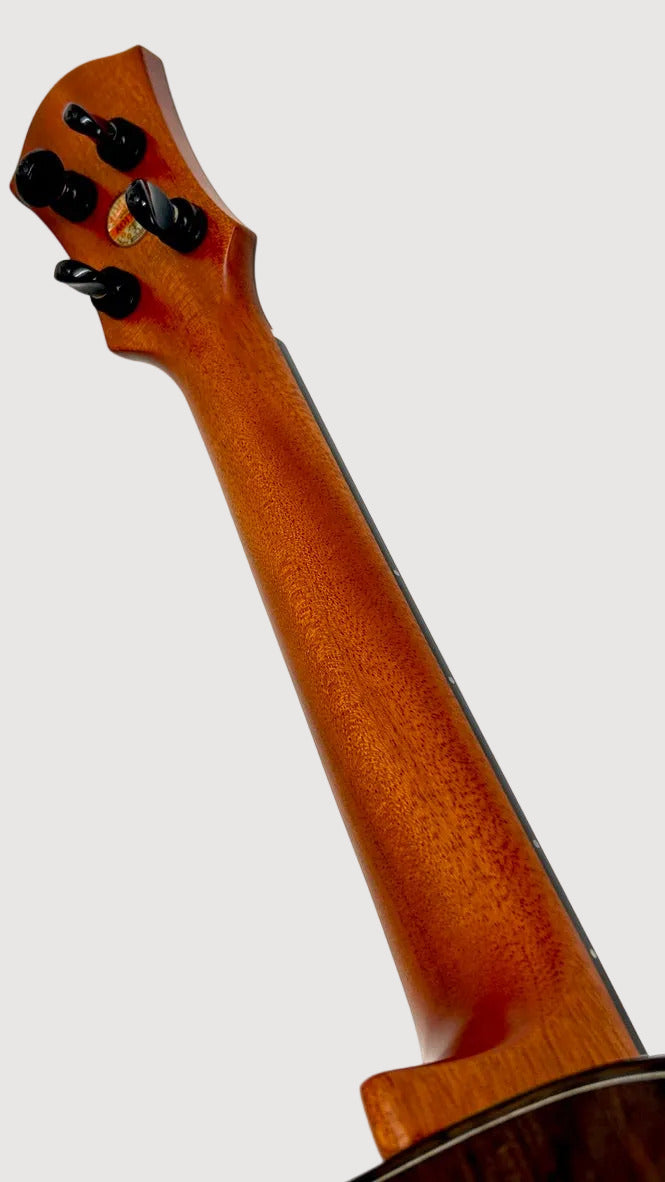 aNueNue UT330 Blue Bird Tenor