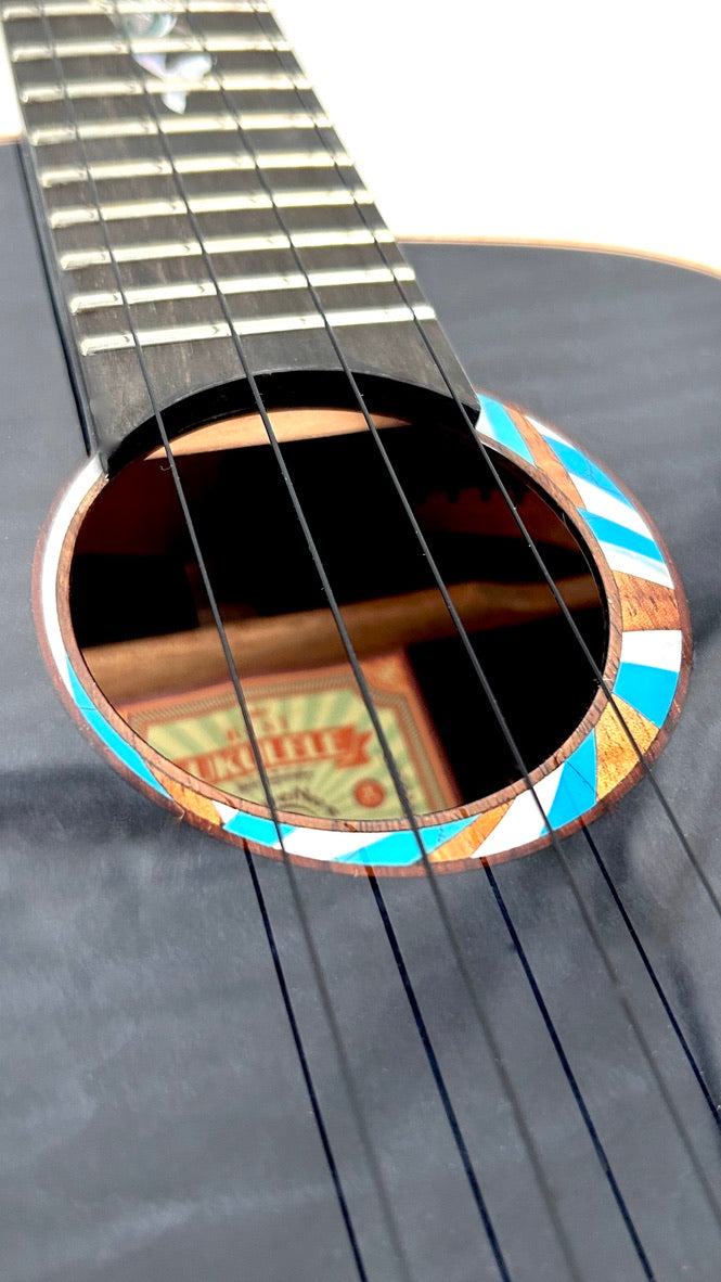 aNueNue Whale Tenor