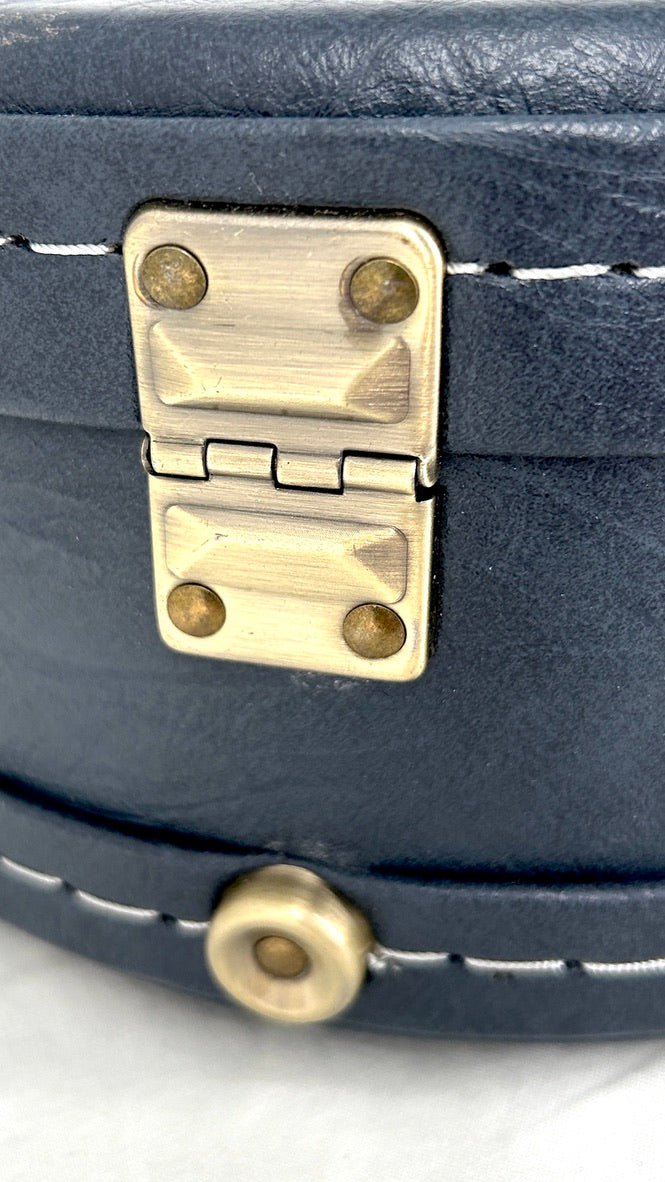 aNueNue Whale Tenor